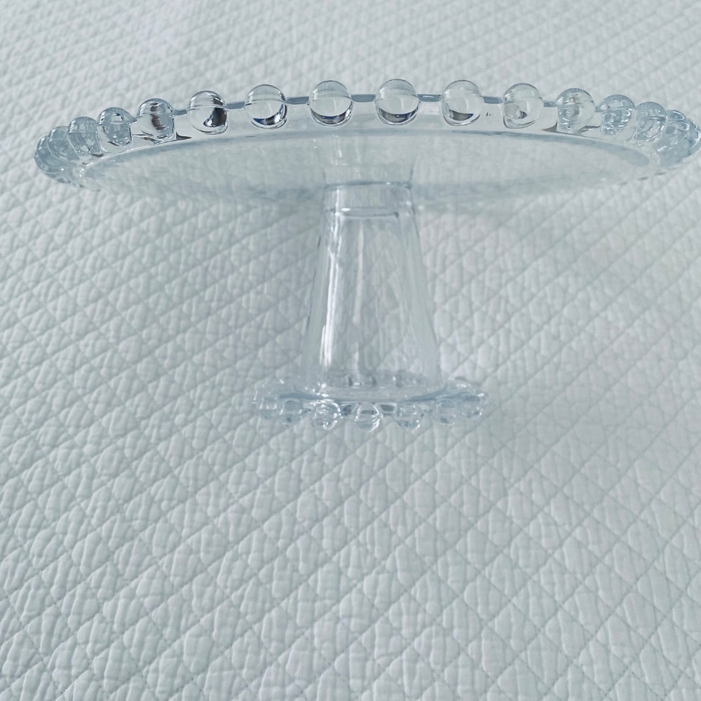 Large Glass Beaded Edge Pedestal Cake Stand - Picture 7 of 10